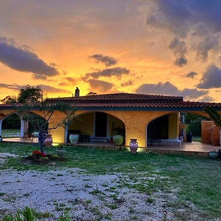 Villa Grecale カーラ・リベロット エクステリア 写真